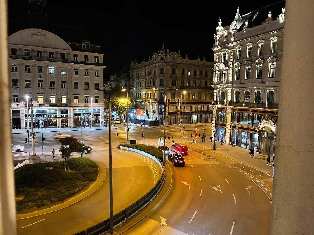 Dream Home In The Walking Street Budapest 0*,  Hungary